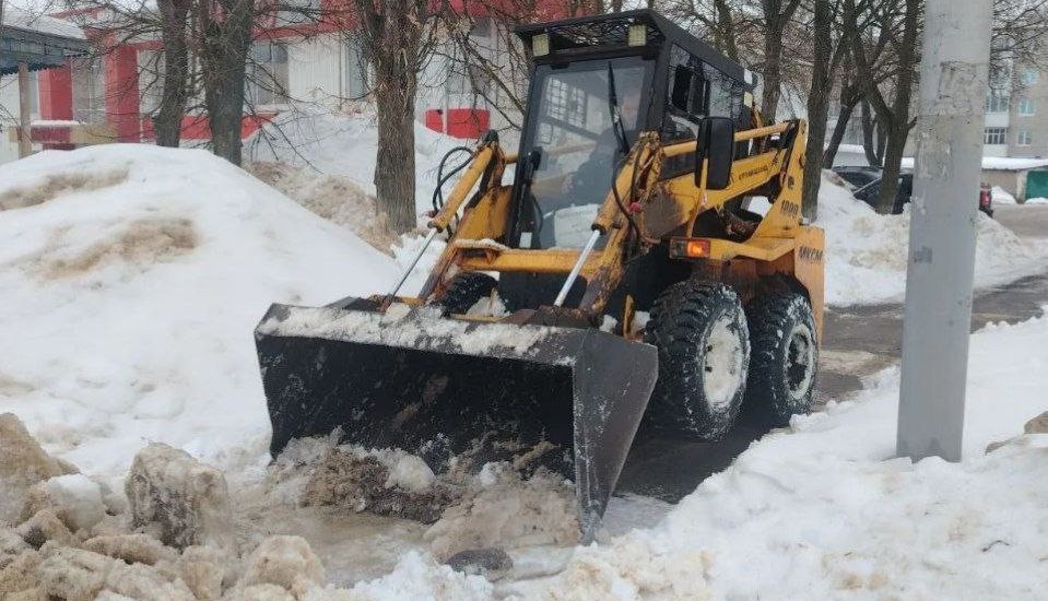 По опросу жителей в районе Саратовской области уволили директора благоустройства